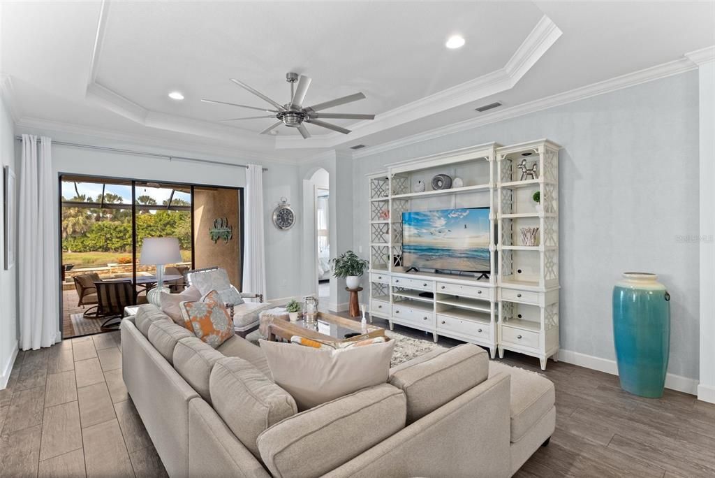 For Sale: $1,089,000 (3 beds, 3 baths, 2323 Square Feet)