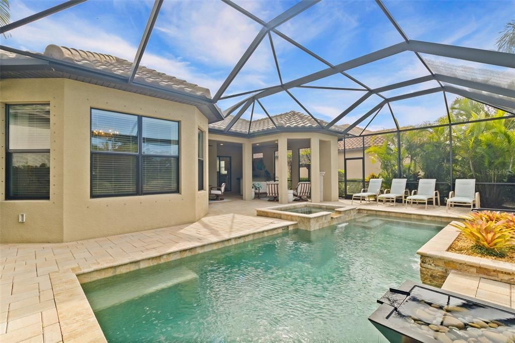 For Sale: $1,089,000 (3 beds, 3 baths, 2323 Square Feet)