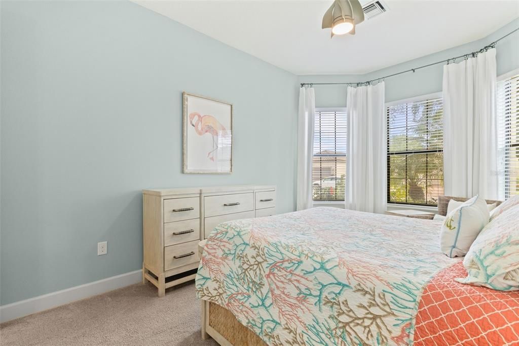 For Sale: $1,089,000 (3 beds, 3 baths, 2323 Square Feet)