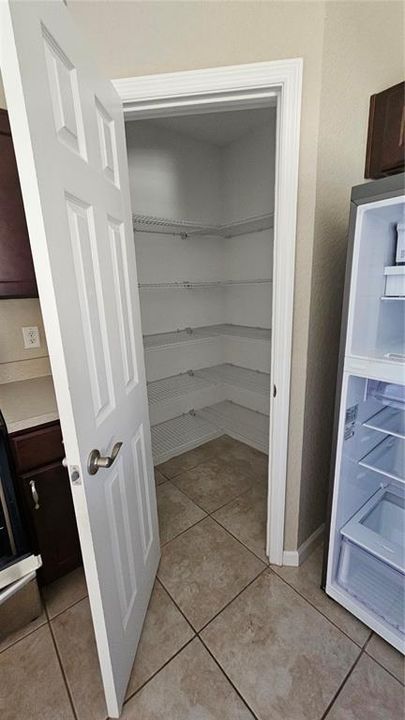 For Rent: $1,850 (3 beds, 2 baths, 1321 Square Feet)