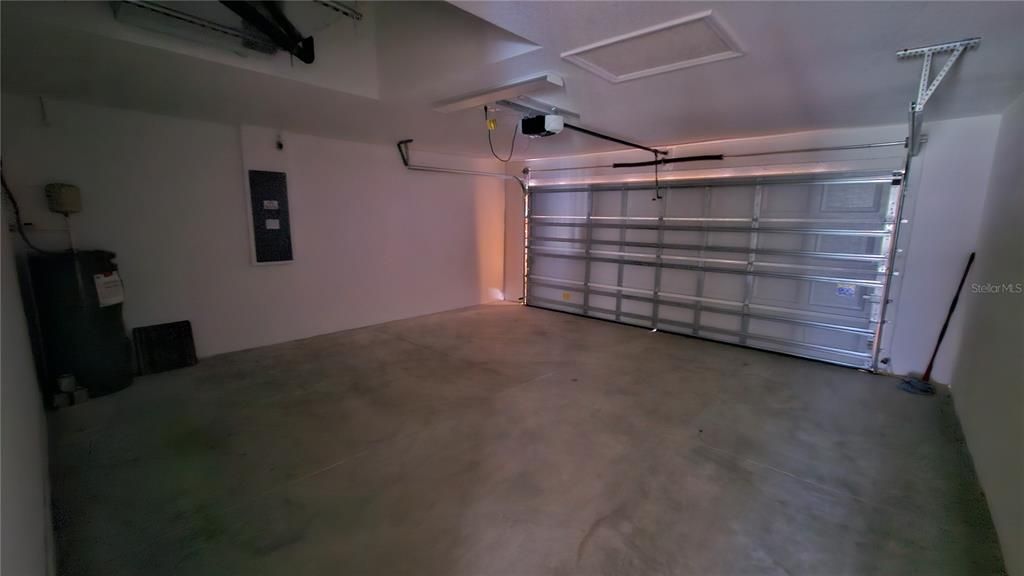 For Rent: $1,850 (3 beds, 2 baths, 1321 Square Feet)