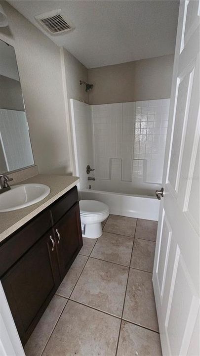 For Rent: $1,850 (3 beds, 2 baths, 1321 Square Feet)