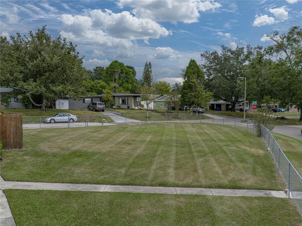 На продажу: $334,900 (4 спален, 2 ванн, 1722 Квадратных фут)