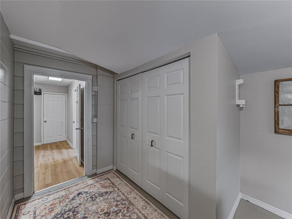 На продажу: $334,900 (4 спален, 2 ванн, 1722 Квадратных фут)