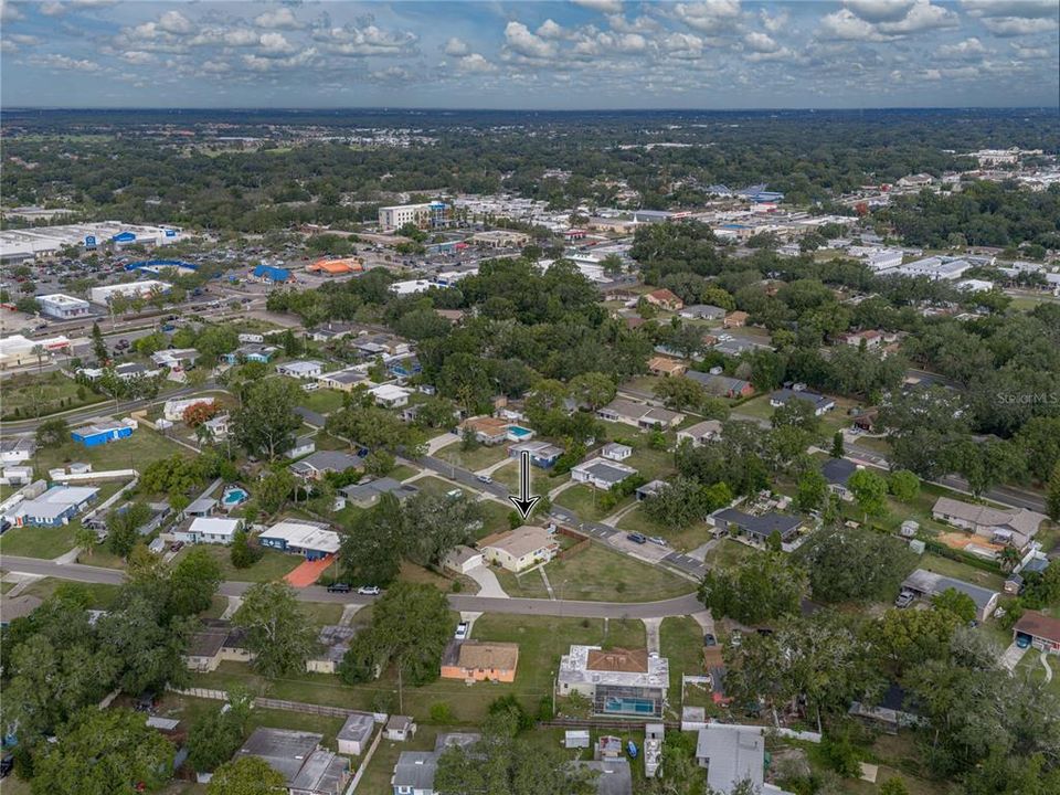 На продажу: $334,900 (4 спален, 2 ванн, 1722 Квадратных фут)