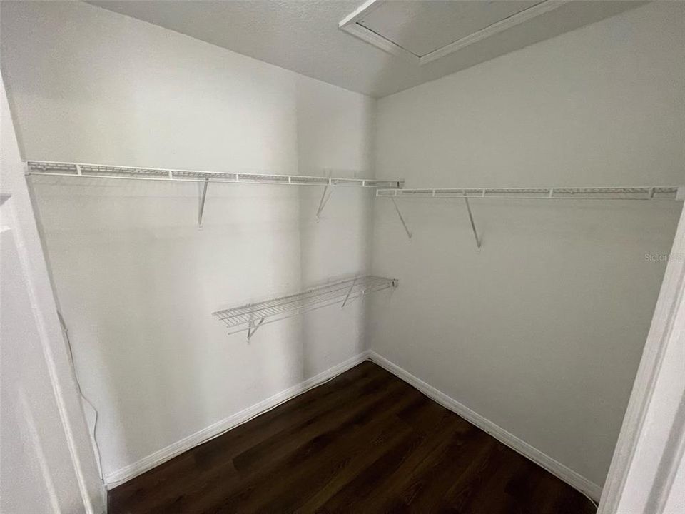 For Sale: $384,500 (3 beds, 2 baths, 1828 Square Feet)