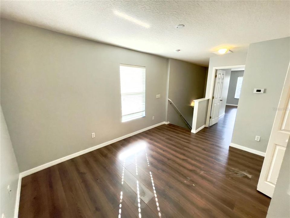 For Sale: $384,500 (3 beds, 2 baths, 1828 Square Feet)