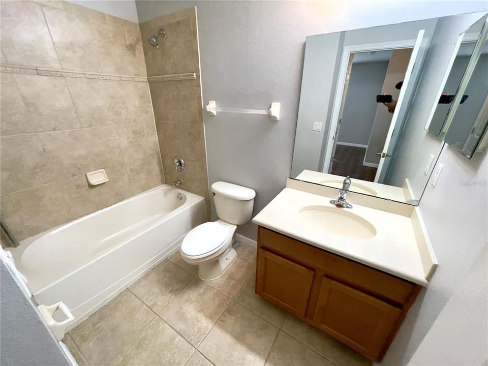 For Sale: $384,500 (3 beds, 2 baths, 1828 Square Feet)