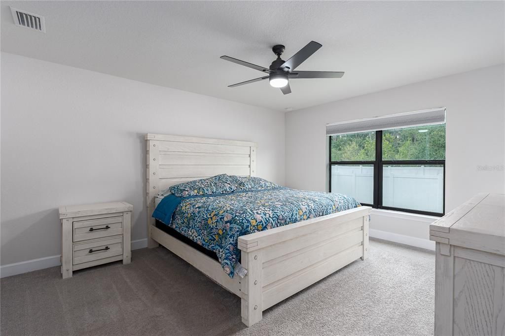 For Sale: $426,000 (4 beds, 3 baths, 2289 Square Feet)