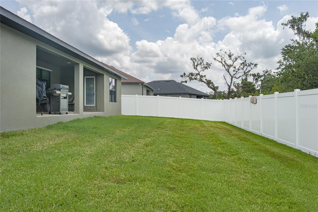 For Sale: $426,000 (4 beds, 3 baths, 2289 Square Feet)