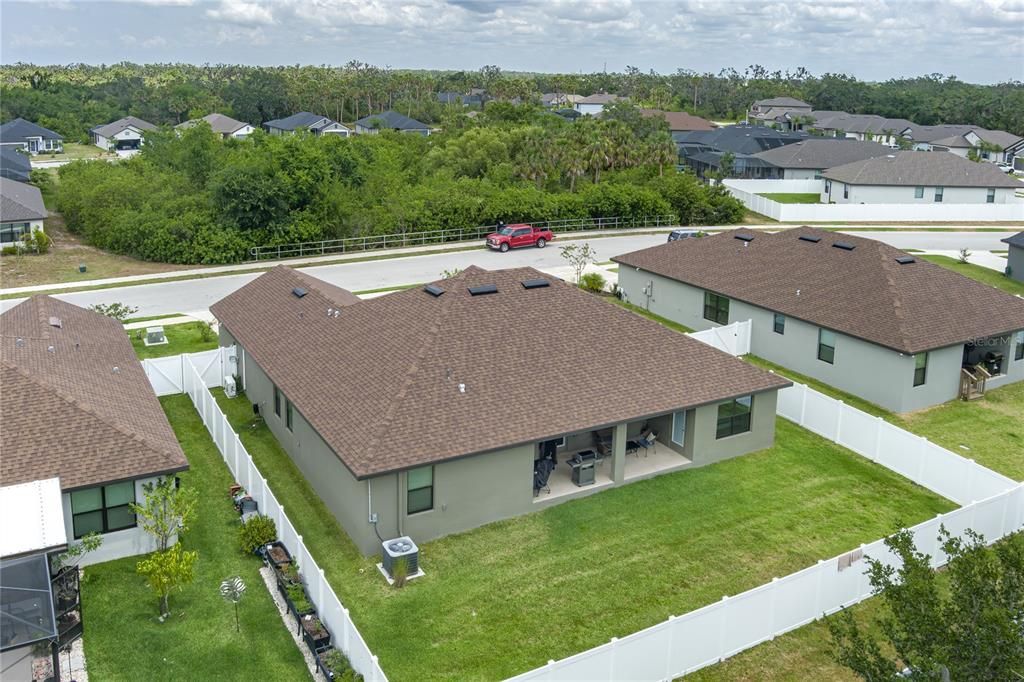 For Sale: $426,000 (4 beds, 3 baths, 2289 Square Feet)