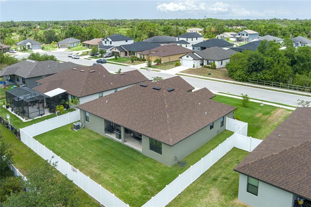 For Sale: $426,000 (4 beds, 3 baths, 2289 Square Feet)