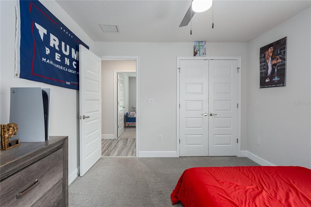 For Sale: $426,000 (4 beds, 3 baths, 2289 Square Feet)