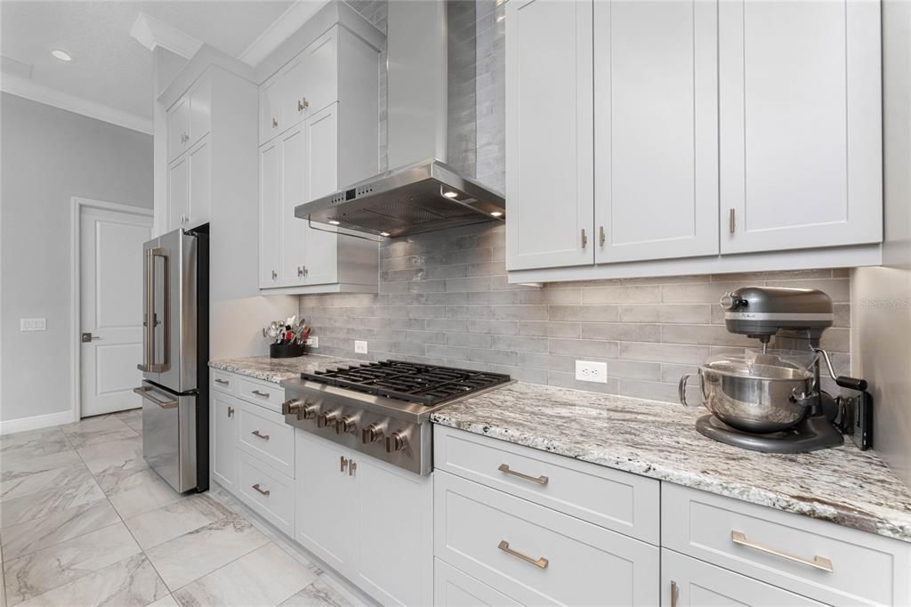 For Sale: $1,575,000 (3 beds, 3 baths, 3035 Square Feet)