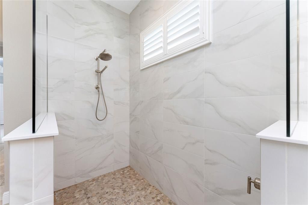 For Sale: $1,575,000 (3 beds, 3 baths, 3035 Square Feet)