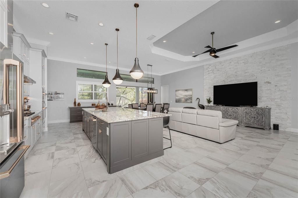 For Sale: $1,575,000 (3 beds, 3 baths, 3035 Square Feet)