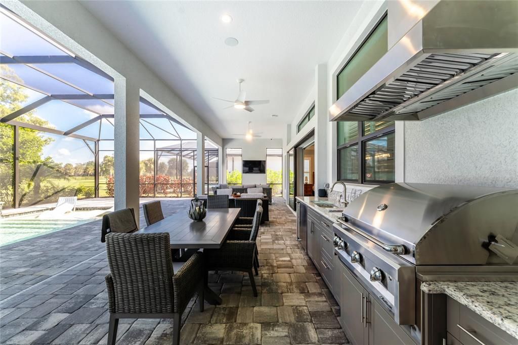 For Sale: $1,575,000 (3 beds, 3 baths, 3035 Square Feet)