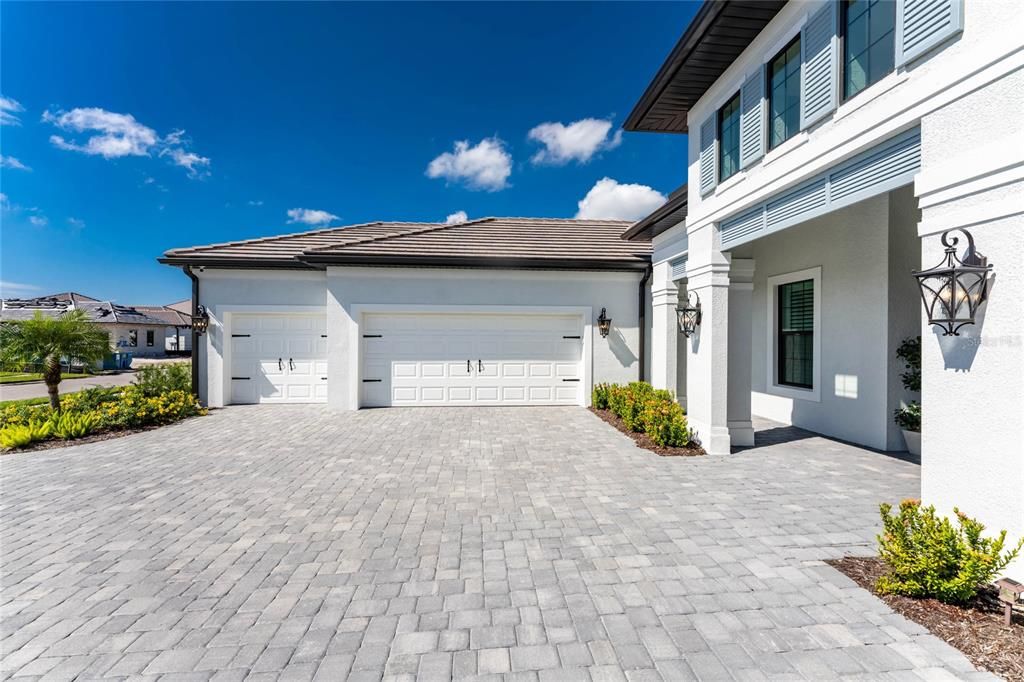 For Sale: $1,575,000 (3 beds, 3 baths, 3035 Square Feet)