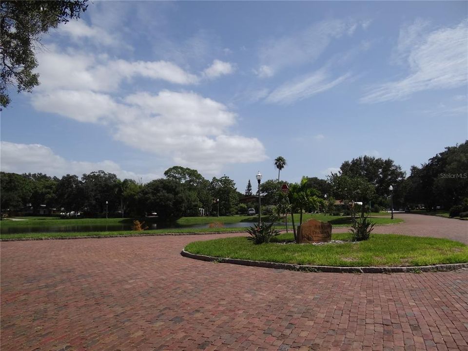 For Rent: $2,500 (3 beds, 2 baths, 1688 Square Feet)