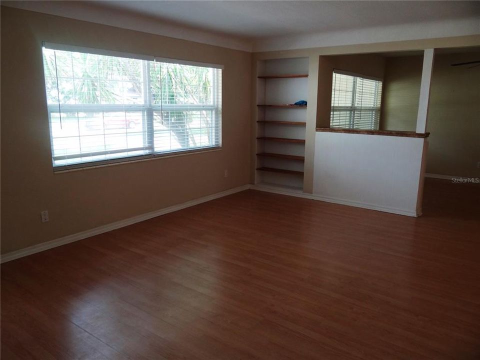 For Rent: $2,500 (3 beds, 2 baths, 1688 Square Feet)