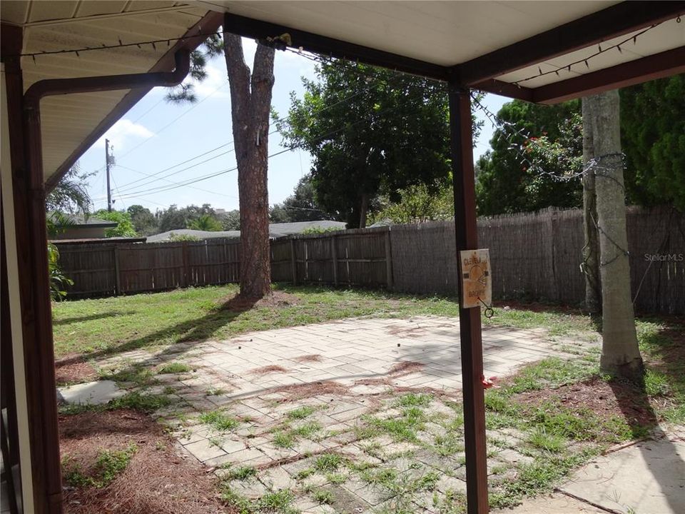 For Rent: $2,500 (3 beds, 2 baths, 1688 Square Feet)