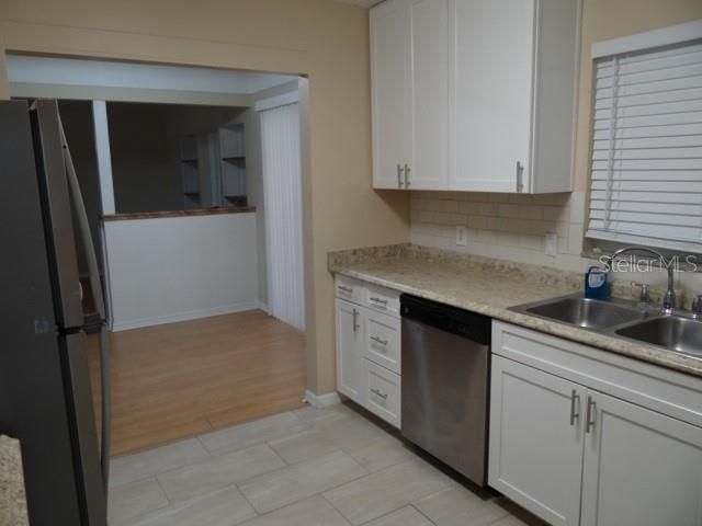 For Rent: $2,500 (3 beds, 2 baths, 1688 Square Feet)