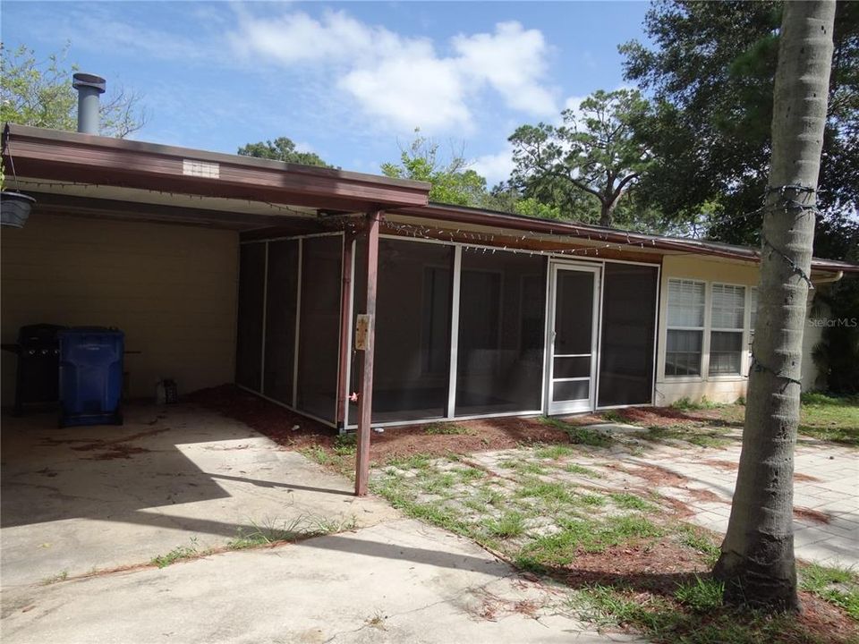 For Rent: $2,500 (3 beds, 2 baths, 1688 Square Feet)
