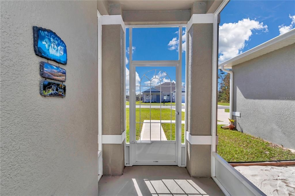 For Sale: $345,000 (4 beds, 2 baths, 1782 Square Feet)