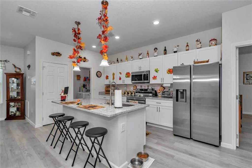 For Sale: $345,000 (4 beds, 2 baths, 1782 Square Feet)