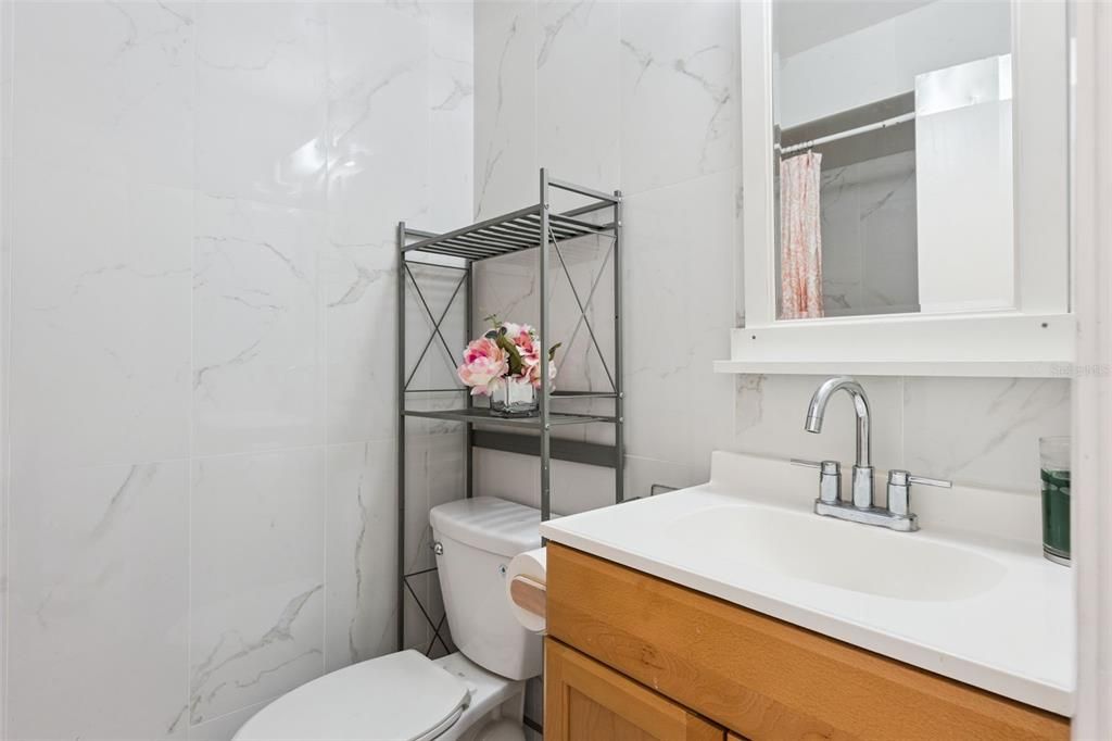 Active With Contract: $298,400 (2 beds, 2 baths, 1258 Square Feet)