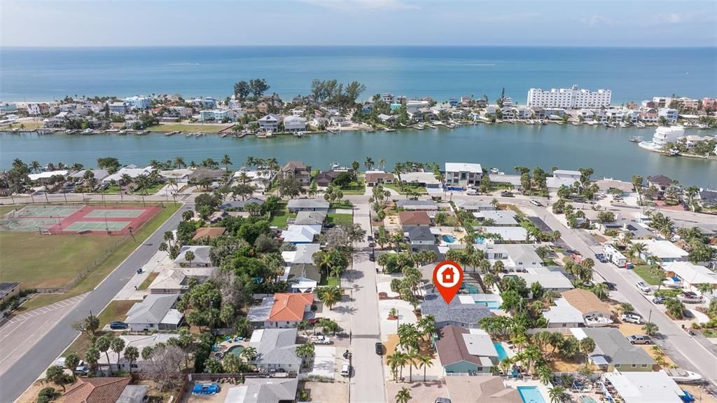 For Sale: $749,000 (3 beds, 2 baths, 1916 Square Feet)