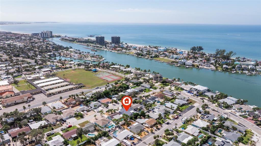 For Sale: $749,000 (3 beds, 2 baths, 1916 Square Feet)