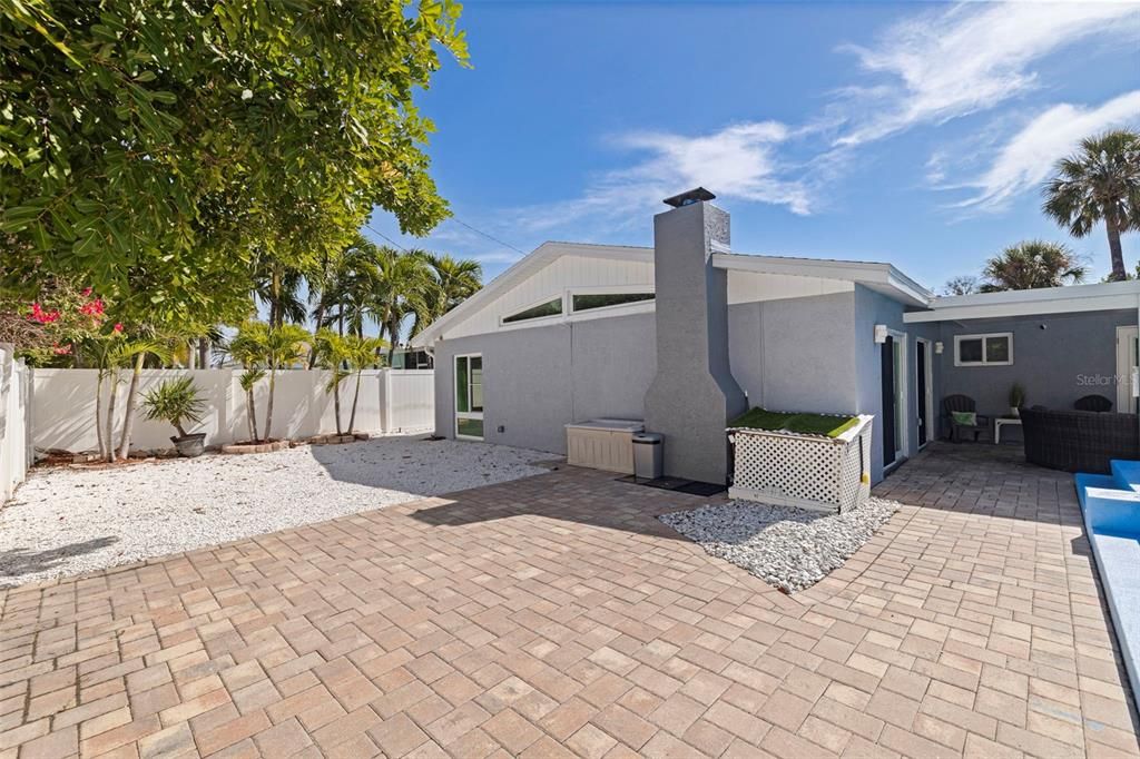 For Sale: $749,000 (3 beds, 2 baths, 1916 Square Feet)