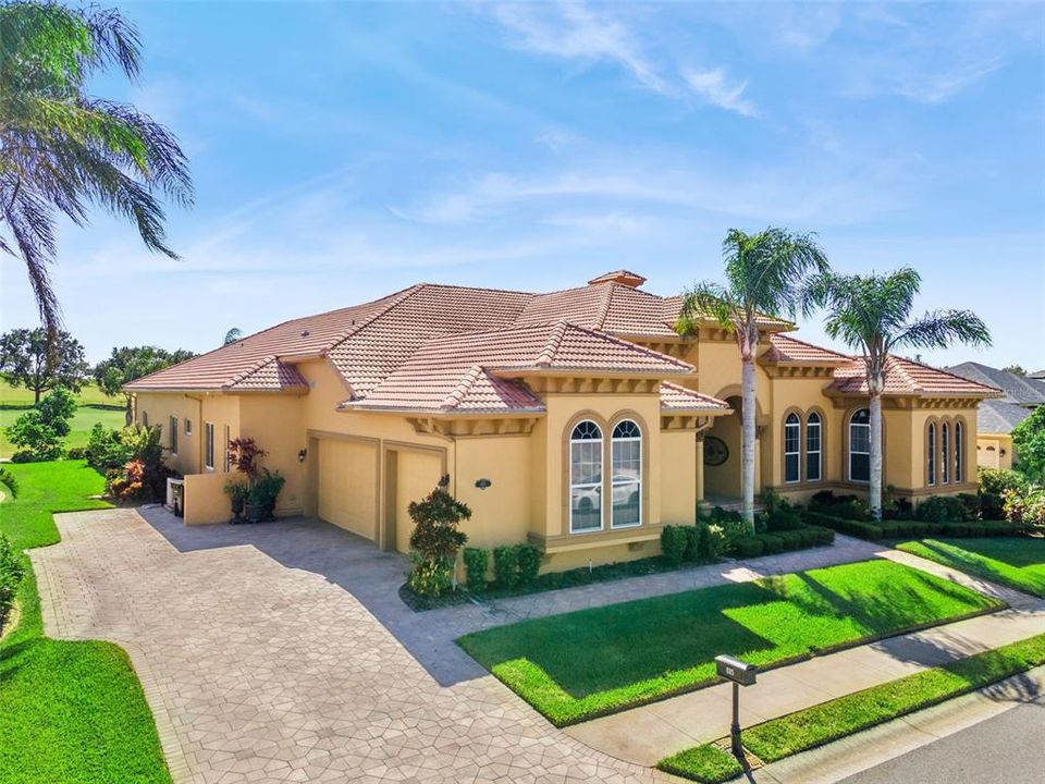 待售: $1,175,000 (4 贝兹, 3 浴室, 4208 平方英尺)