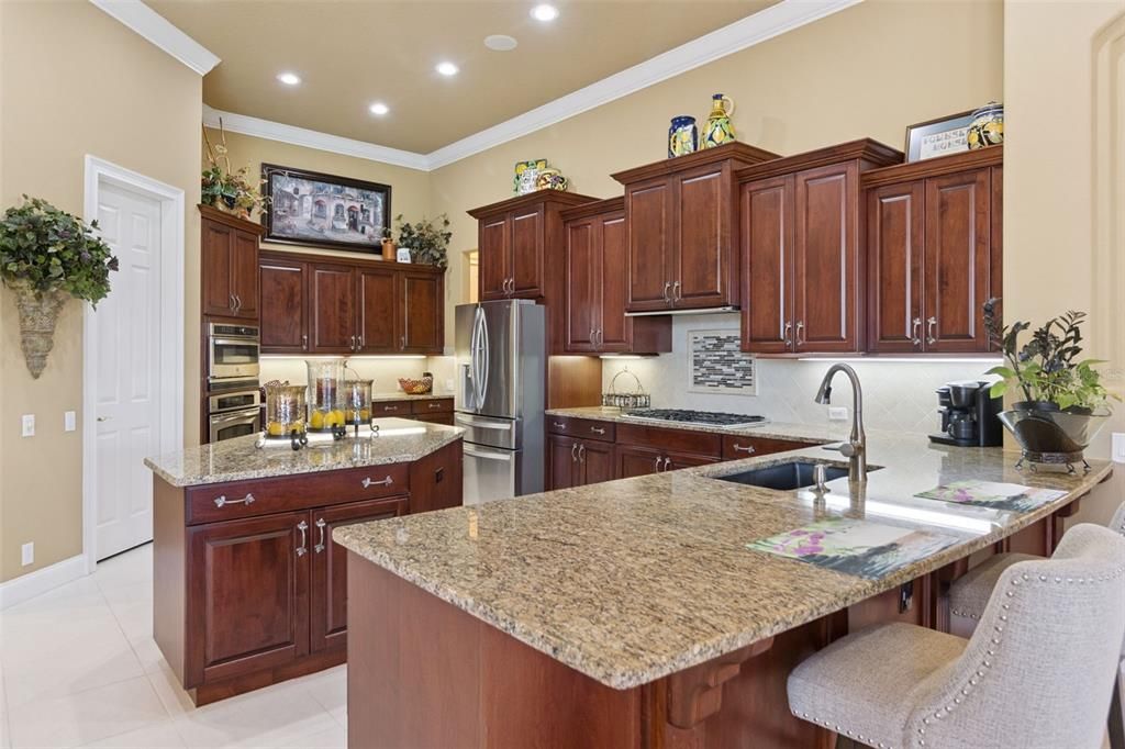 待售: $1,175,000 (4 贝兹, 3 浴室, 4208 平方英尺)