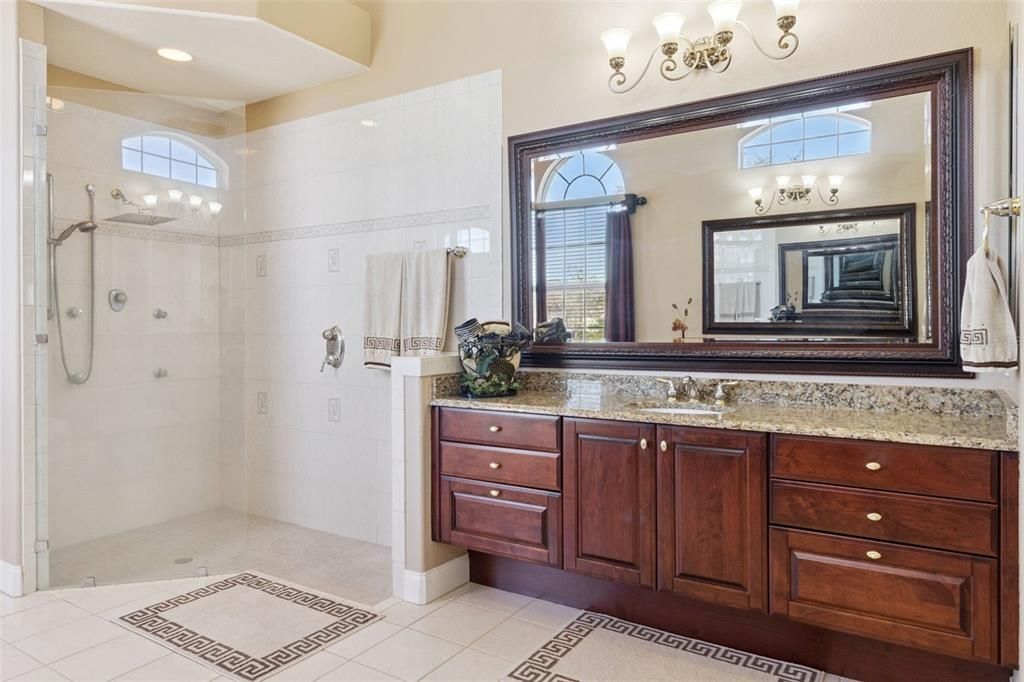 待售: $1,175,000 (4 贝兹, 3 浴室, 4208 平方英尺)