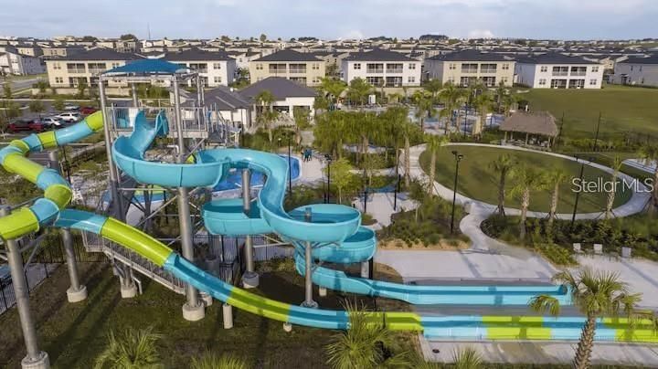 For Sale: $599,999 (6 beds, 5 baths, 3291 Square Feet)