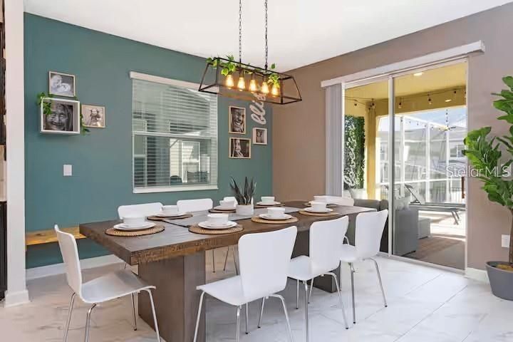 For Sale: $599,999 (6 beds, 5 baths, 3291 Square Feet)