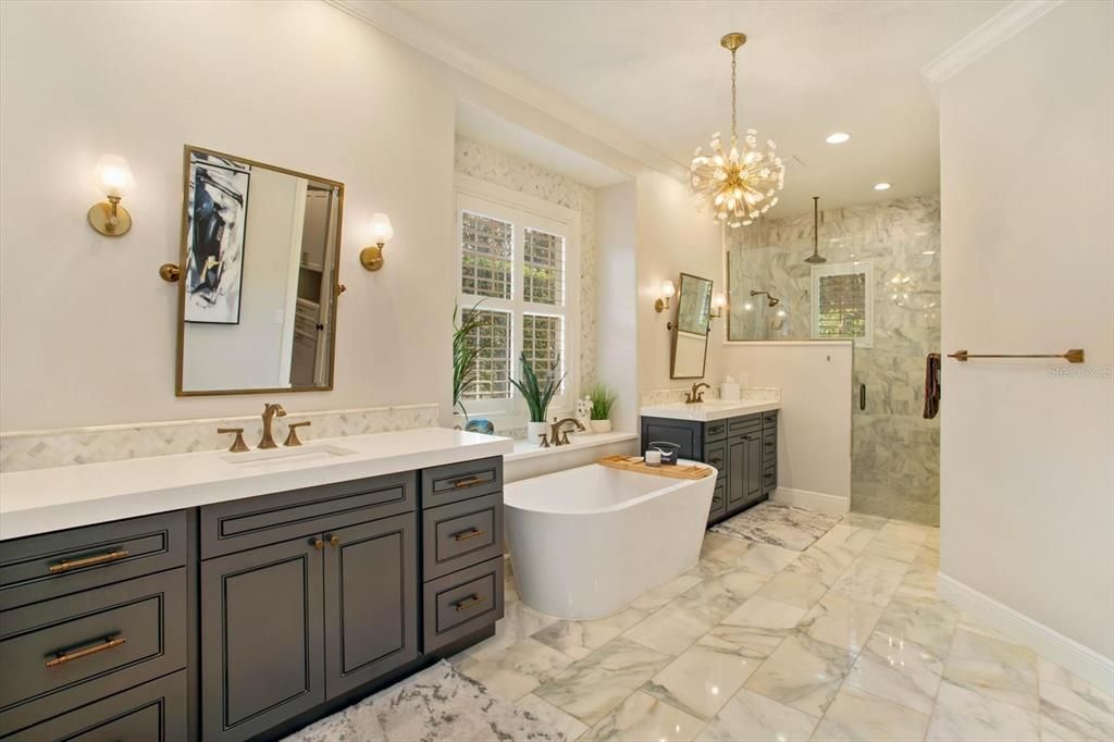 На продажу: $2,390,000 (5 спален, 4 ванн, 4287 Квадратных фут)