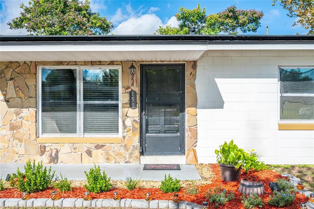 For Sale: $314,500 (3 beds, 1 baths, 1008 Square Feet)