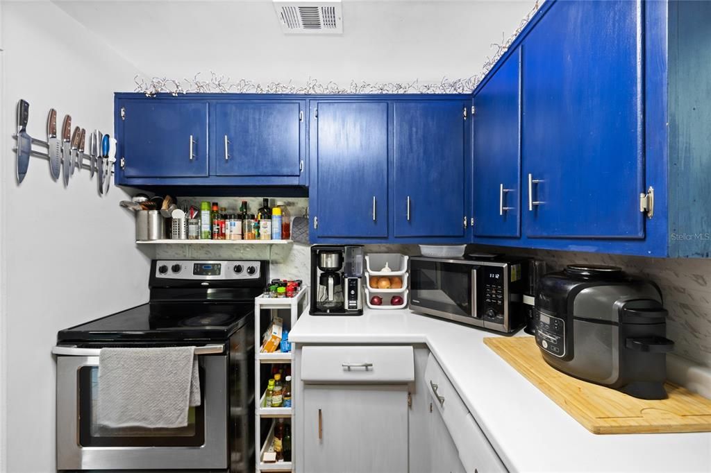 For Sale: $314,500 (3 beds, 1 baths, 1008 Square Feet)