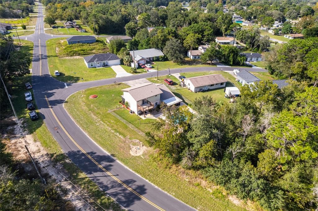 合同活跃: $299,900 (4 贝兹, 2 浴室, 2034 平方英尺)