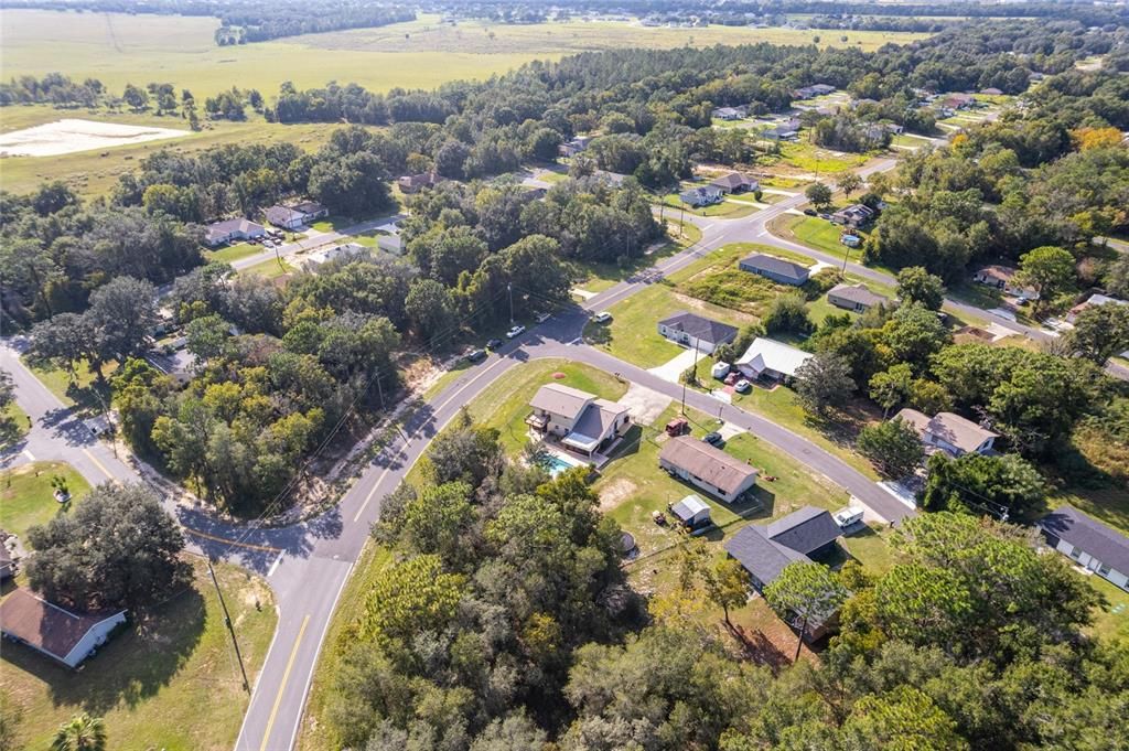 合同活跃: $299,900 (4 贝兹, 2 浴室, 2034 平方英尺)