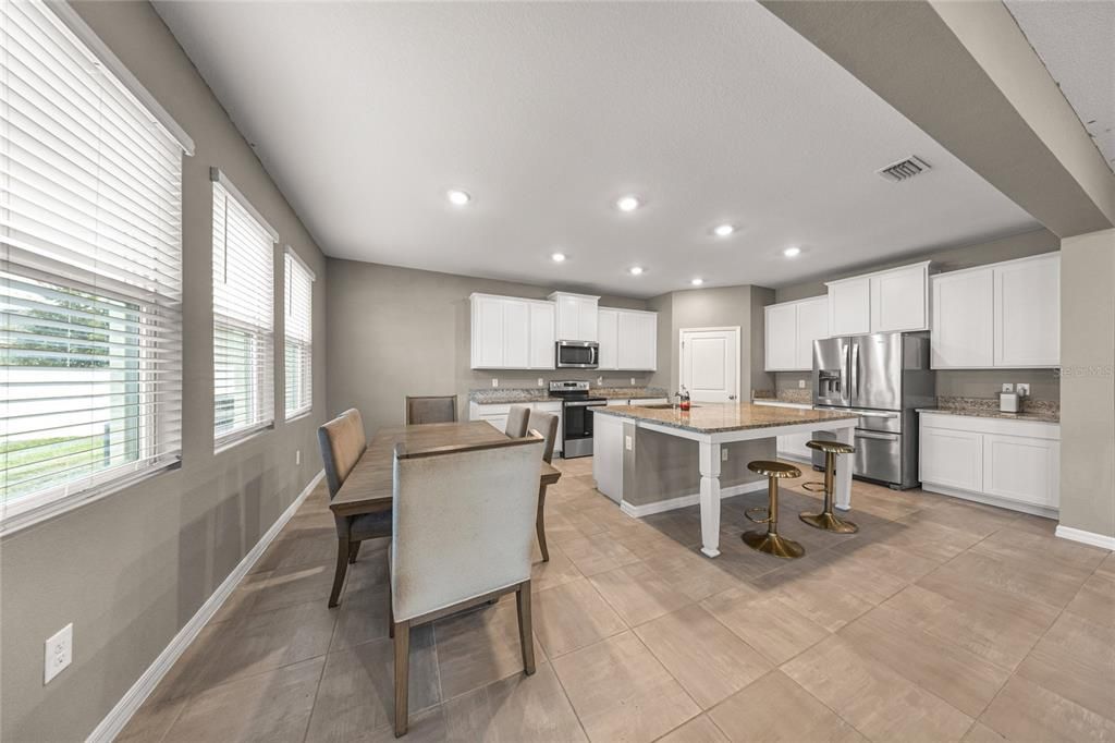 En Venta: $490,000 (5 camas, 4 baños, 4070 Pies cuadrados)