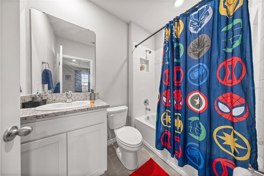 En Venta: $490,000 (5 camas, 4 baños, 4070 Pies cuadrados)