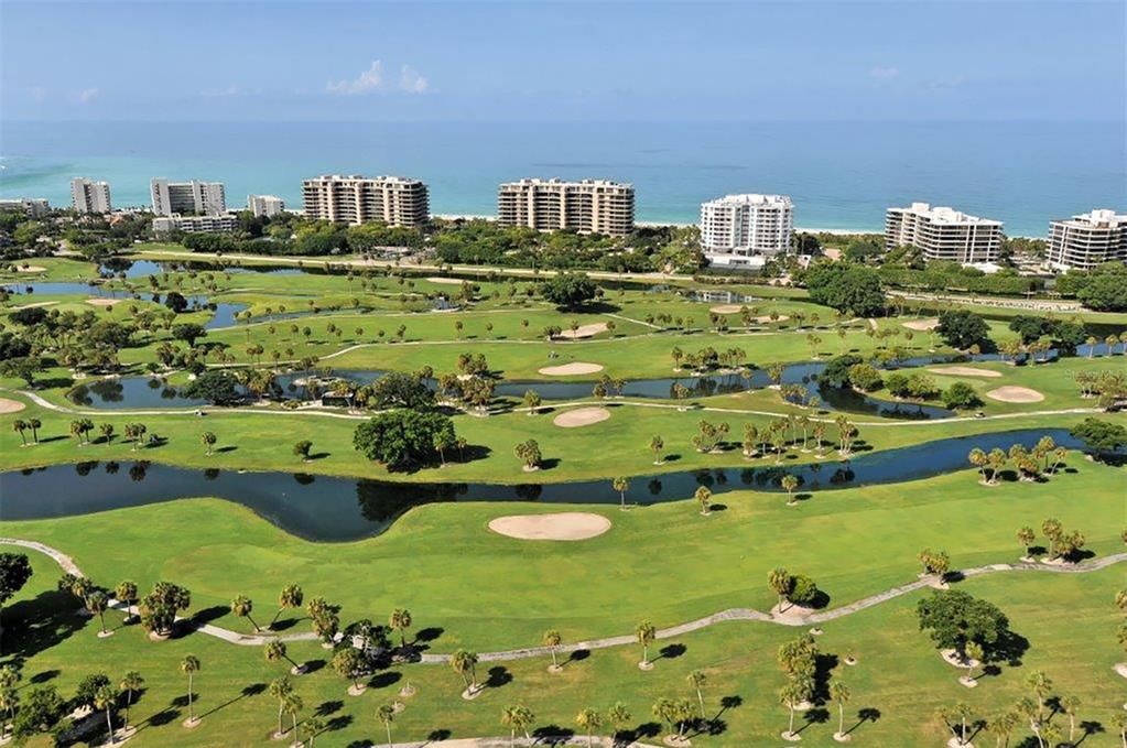 En Venta: $2,500,000 (3 camas, 3 baños, 2385 Pies cuadrados)