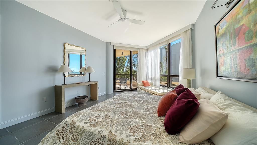 En Venta: $2,500,000 (3 camas, 3 baños, 2385 Pies cuadrados)