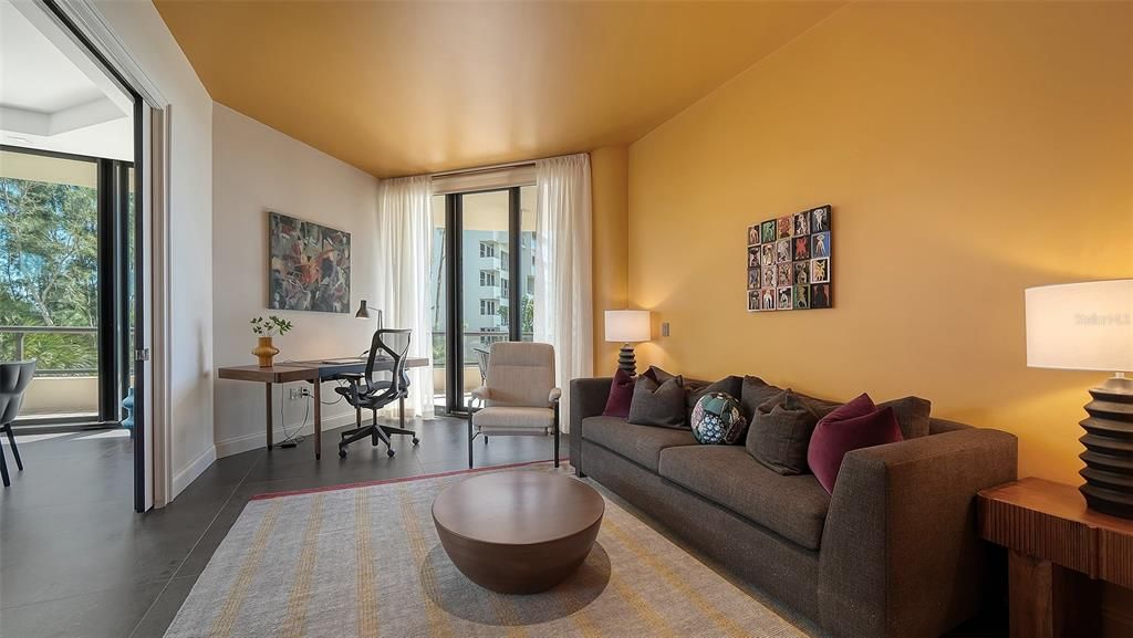 En Venta: $2,500,000 (3 camas, 3 baños, 2385 Pies cuadrados)