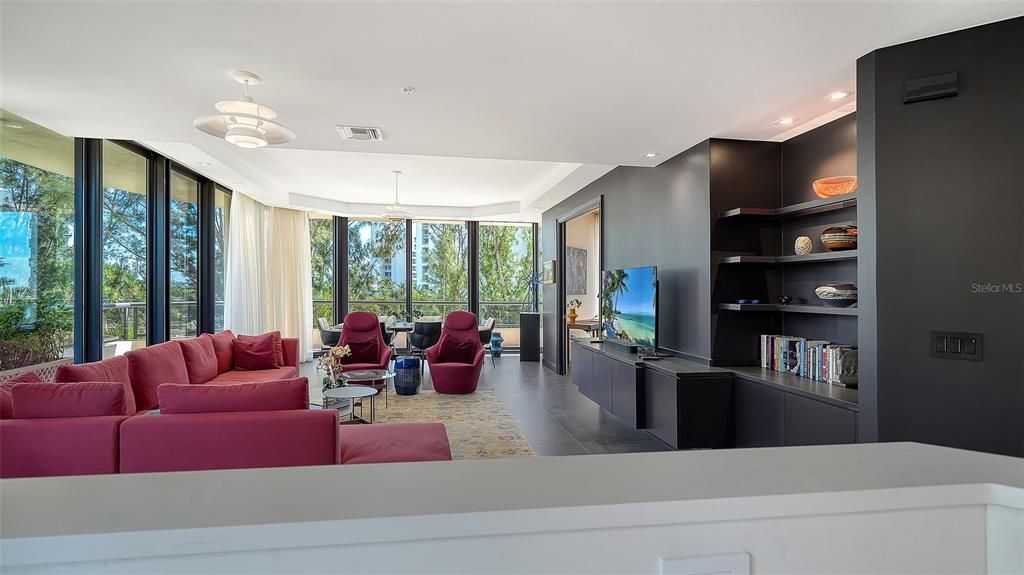 En Venta: $2,500,000 (3 camas, 3 baños, 2385 Pies cuadrados)