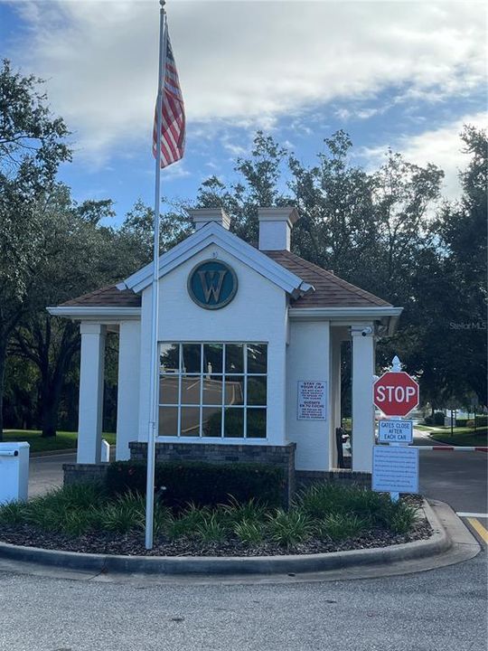 For Sale: $282,000 (3 beds, 2 baths, 1807 Square Feet)